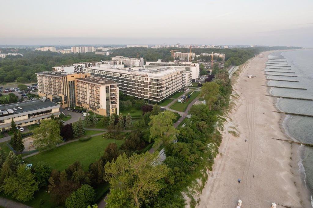 Apartament Ania Z Widokiem Na Morze W Hotelu Arka Kolobrzeg Exterior photo